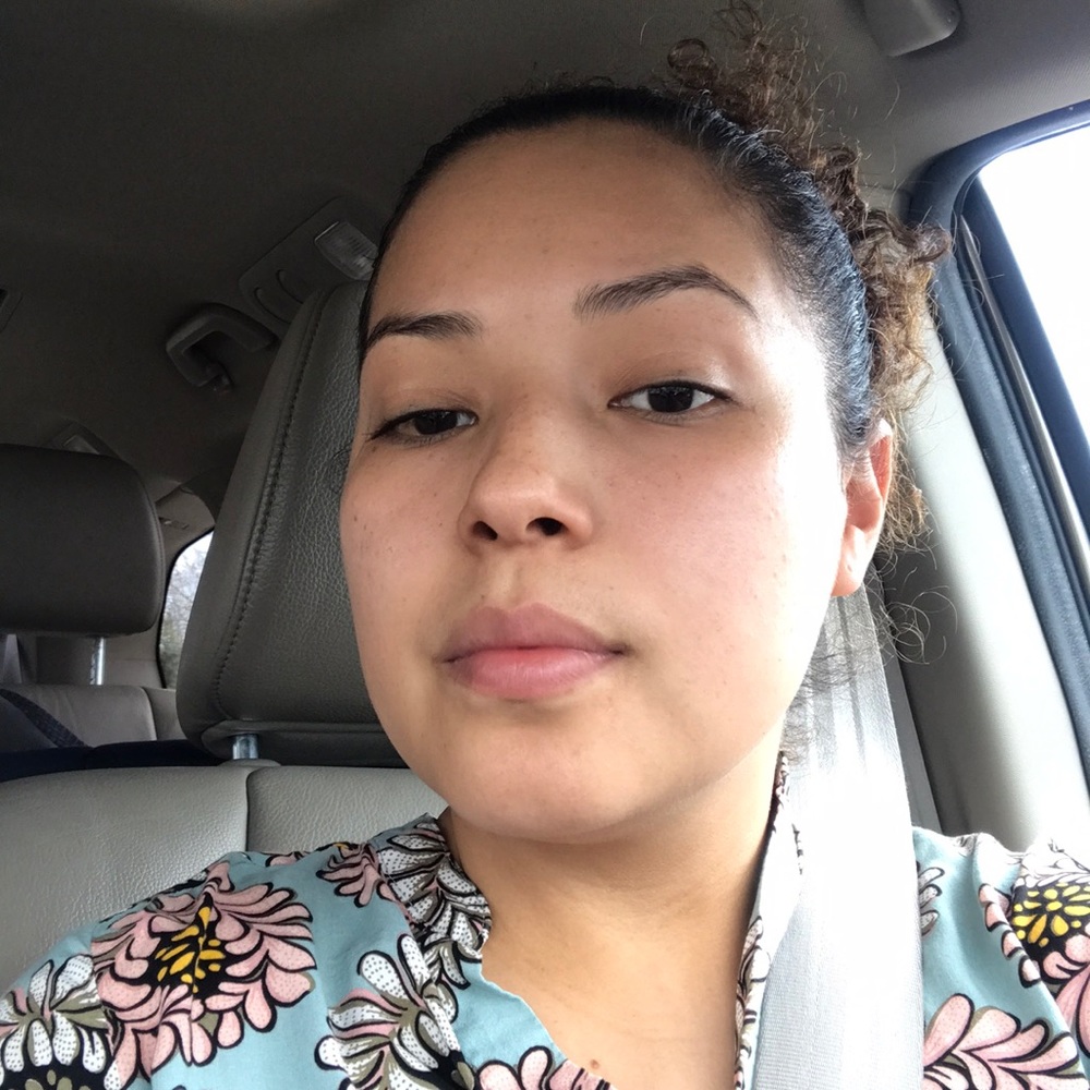 Meet your Posher, Saida